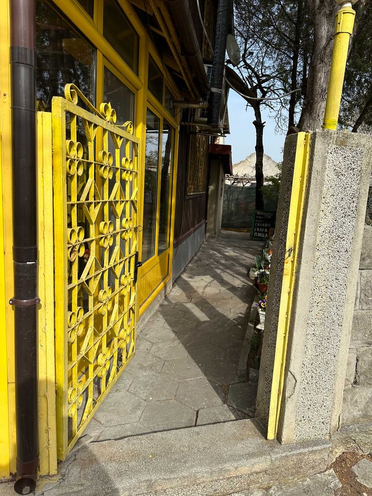 Продава се Заведение в Добрич, Червената пръст - 350 кв.м за 438 €/кв.м - Снимка #3