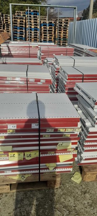 метални плоскости за стилажи, щандове за плодове и зеленчуци