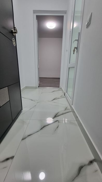 Garsoniera confort 1 in Onesti, la parter .