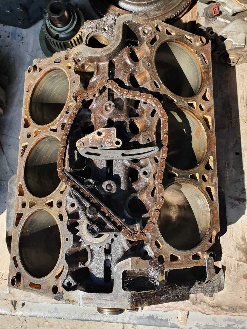 Двигатель на Ford Explorer 4.0