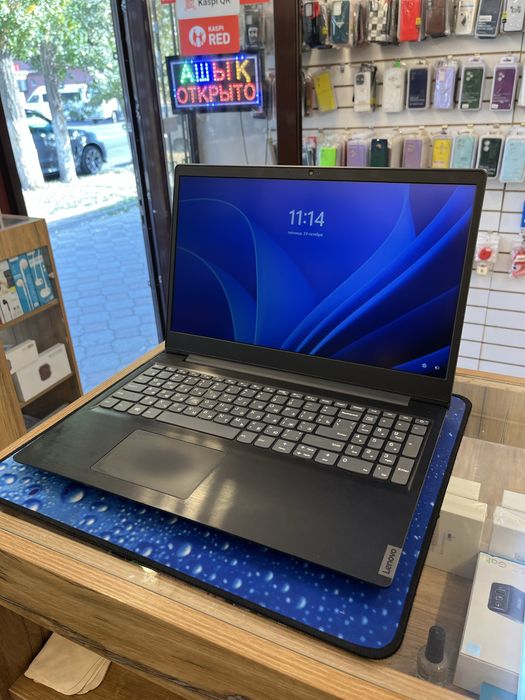 Ноутбук Lenovo Core I3 8 поколения