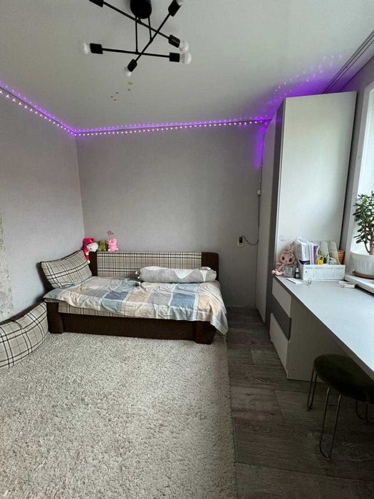 Продаётся 3-комнатная квартира в тихом и уютном районе города!