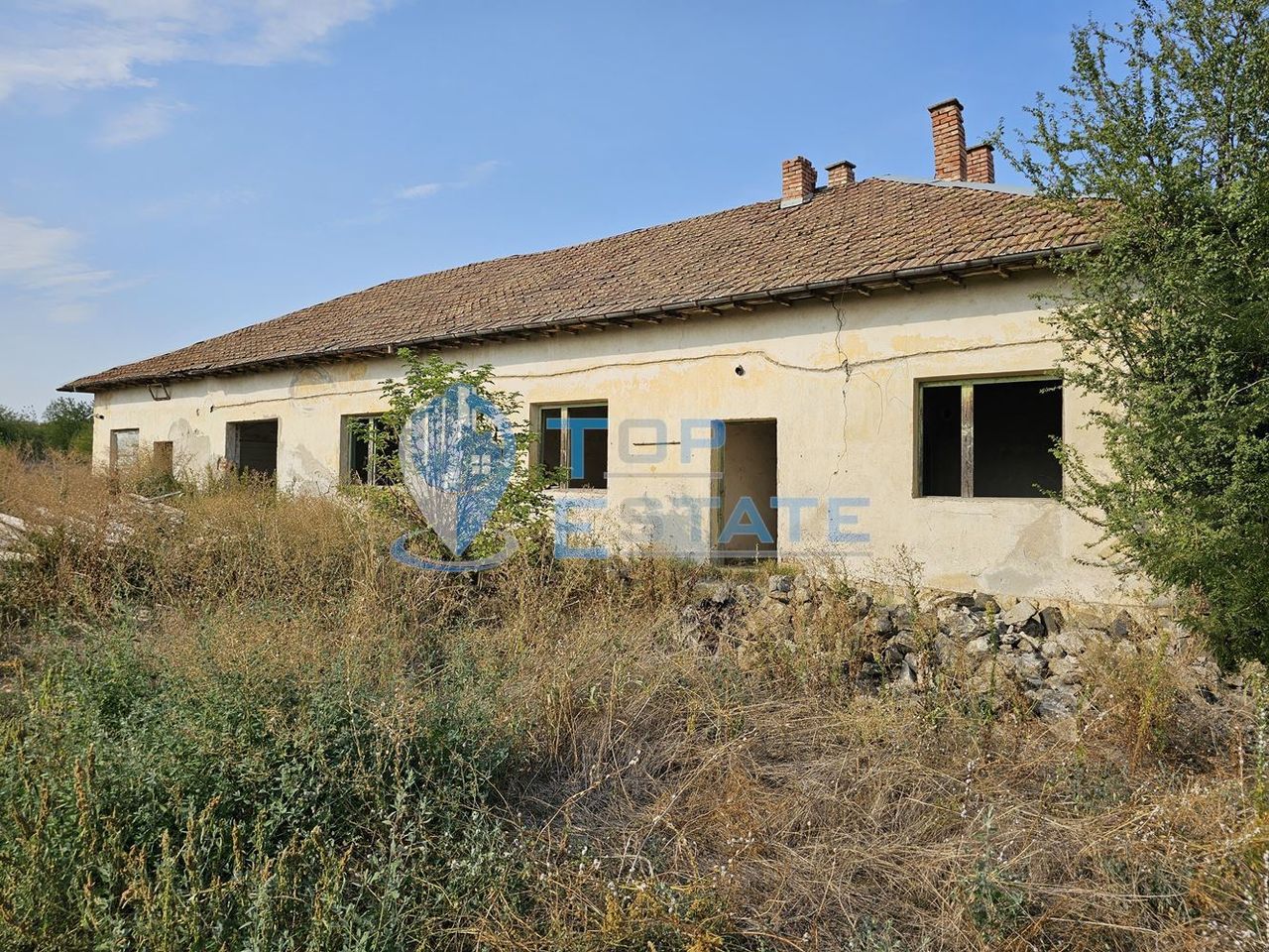 Продава се Промишлена сграда в с. Алеково, Област Велико Търново - 906 кв.м за 30 €/кв.м - Снимка #5