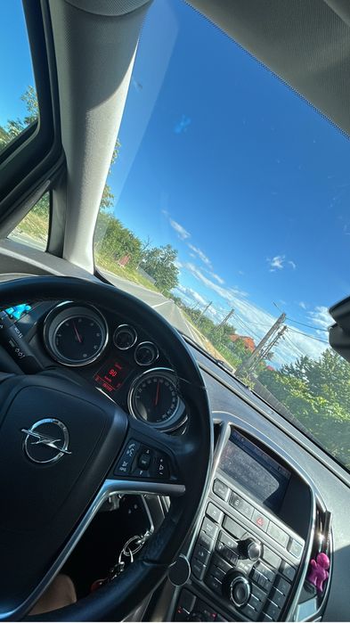 Opel astra j 2.0 cdti