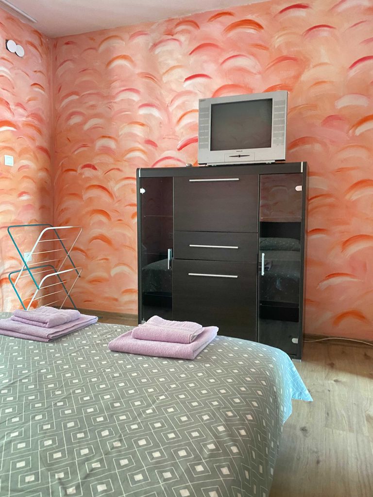Дава се под наем Двустаен апартамент в Русе, Дружба 1 - 55 кв.м за 433.5 € - Снимка #2