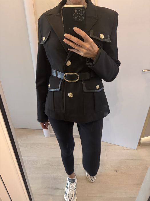 Elisabetta Franchi сако M размер