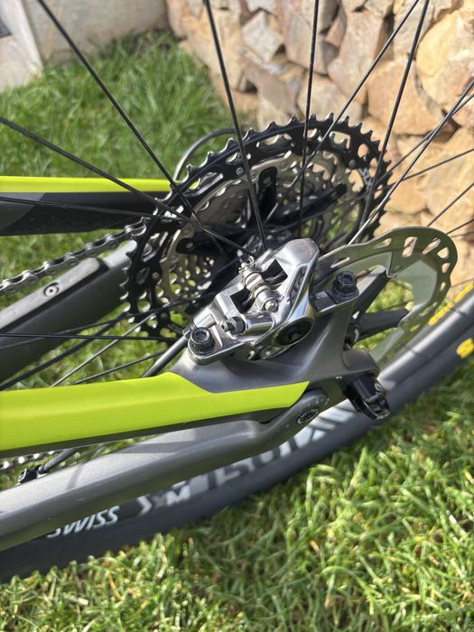 Canyon Neuron CF 9 XTR 12v Carbon