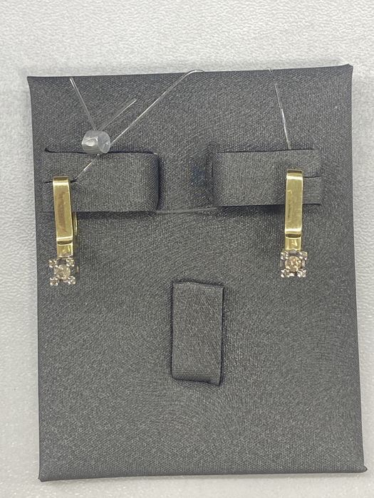 Золотые серьги с бриллиантами