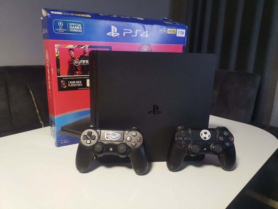 Playstation 4 slim 1TB
