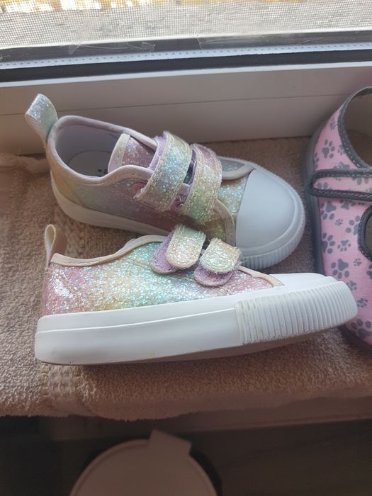 2чифта обувки 23,24н за 20лв