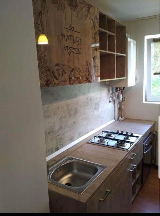 Inchiriez apartament cu 2 camere onesti