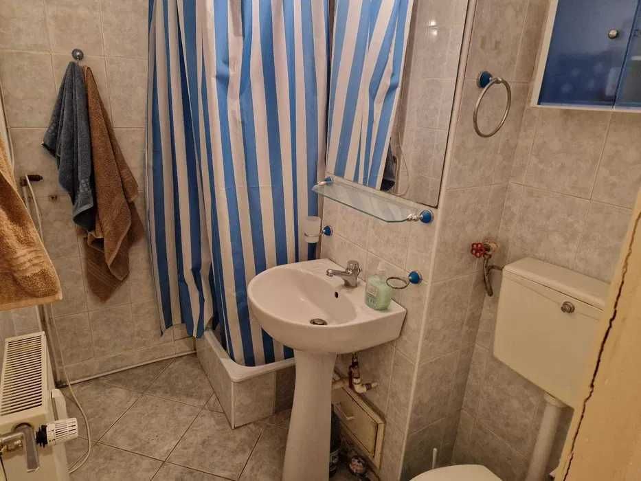 Vand garsoniera ultracentral, bloc Mercur