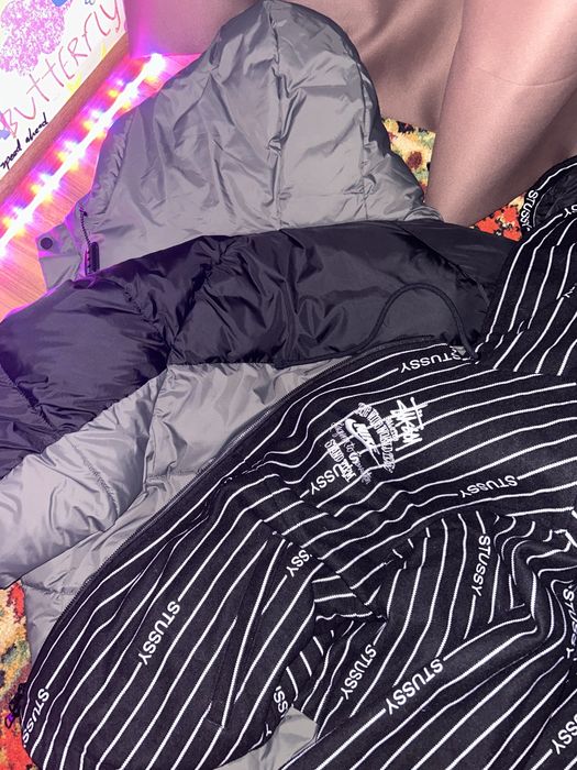 Две куртки за 15 тысяч