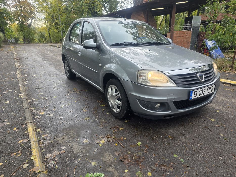 Vind Dacia Logan benzină cu gaz
