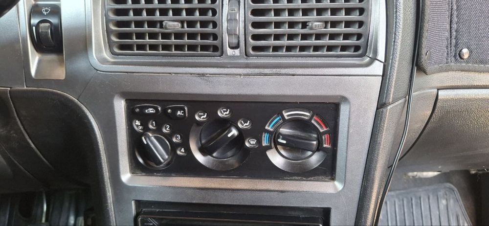 Нексия сотилади