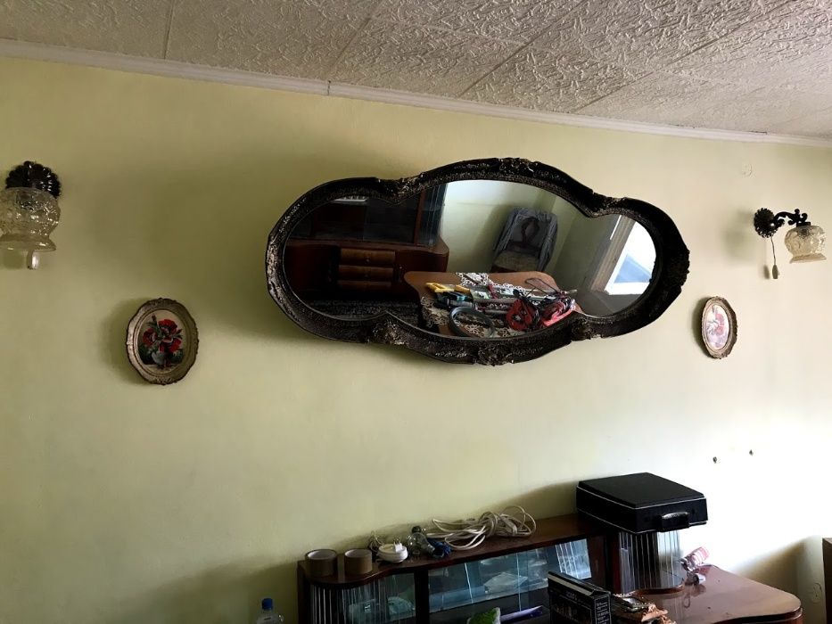 Vand oglinda si aplice - model vechi, deosebit