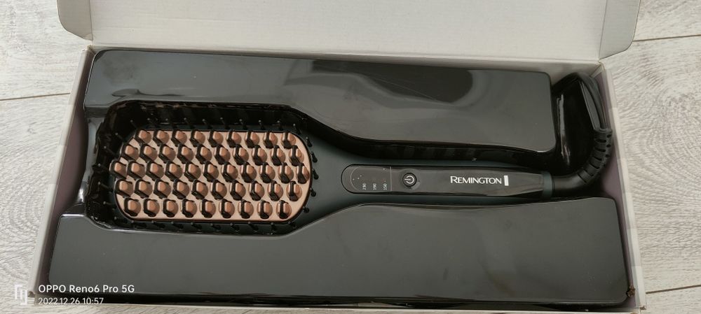 Perie Remington straight brush