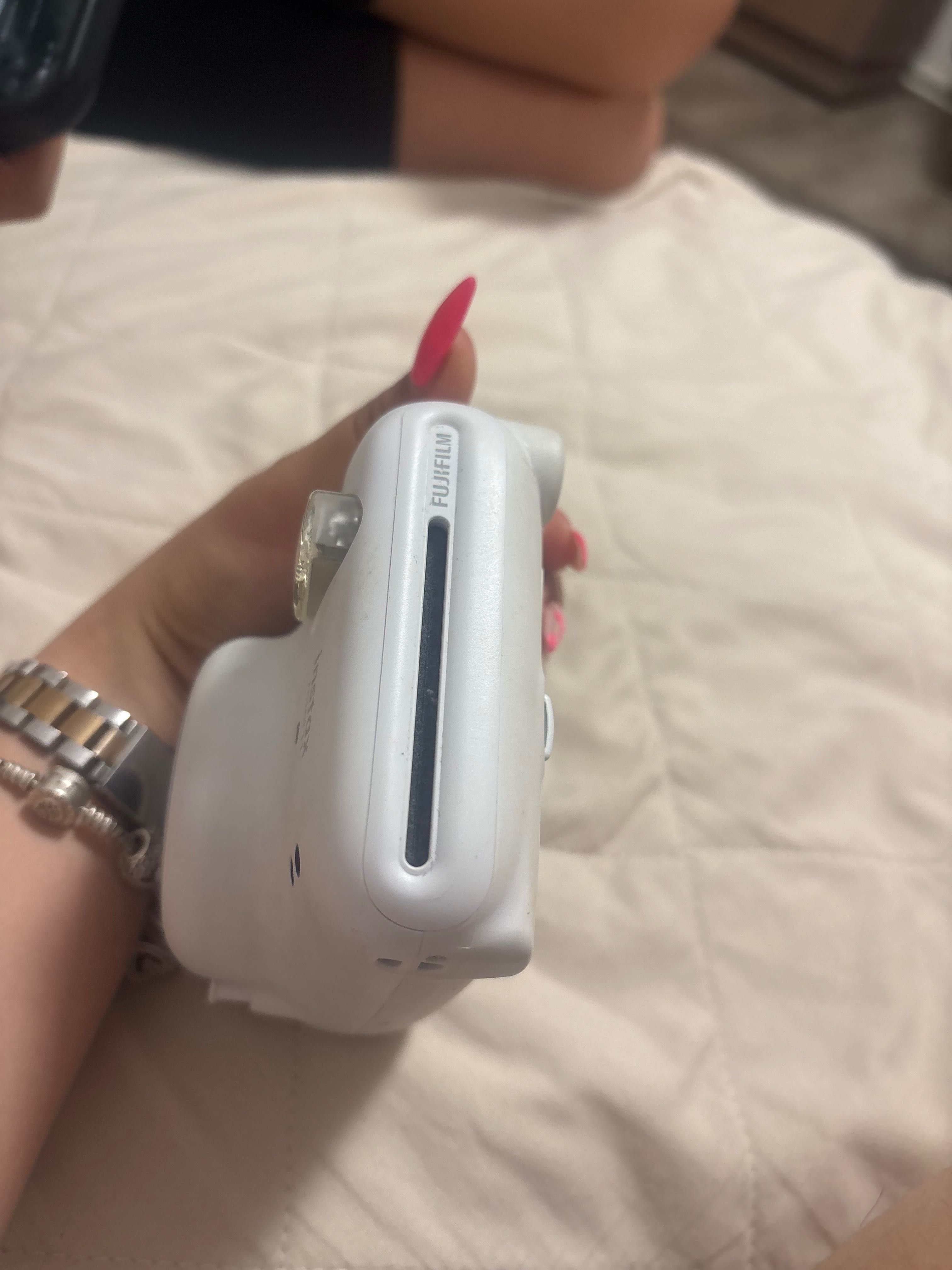 Фотоапарат за моменти снимки/ Instax mini 11 бял