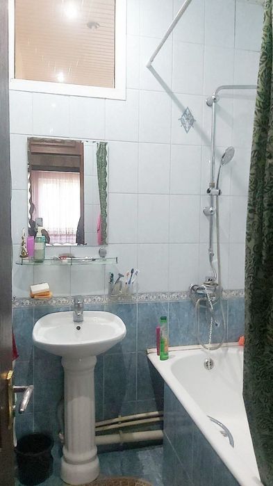 Сдаётся квартира Чиланзар 7 квартал 3/2/4 панель
Chilonzor, 1-kvartira