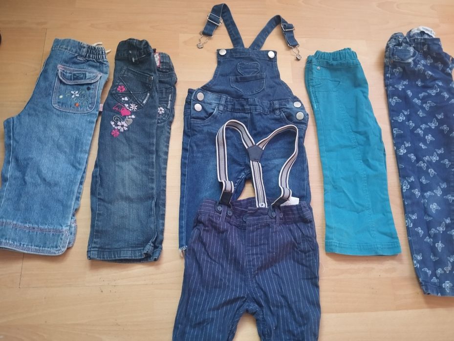 Blugi copii 3 per 100 lei