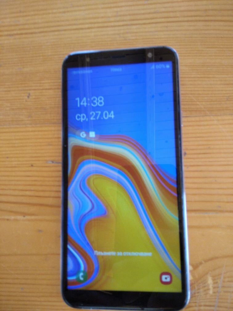 Продавам Samsung Galaxy J4+