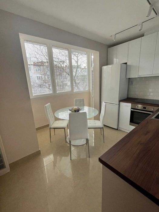 Двустаен апартамент под наем в кв. Гоце Делчев