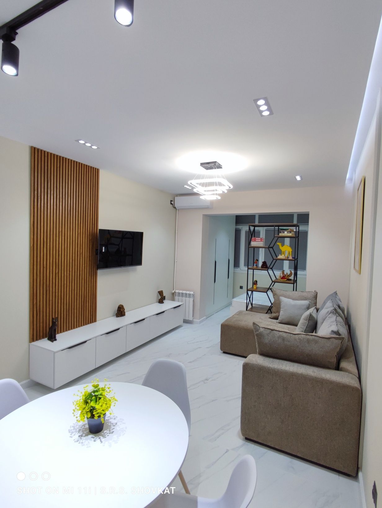 1 в 2 комнатная 40м²  массив Кушбеги ориентир Аэропорт 319-школа