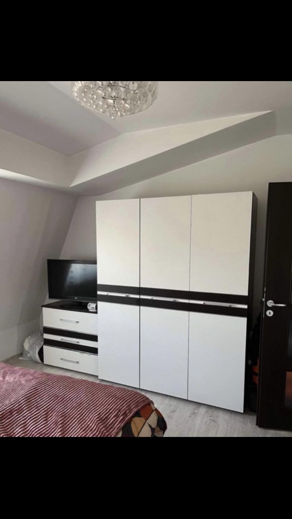 Persoana fizica închiriez apartament 2 camere