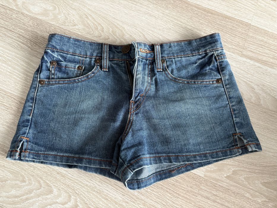 Pantaloni scurti Levis