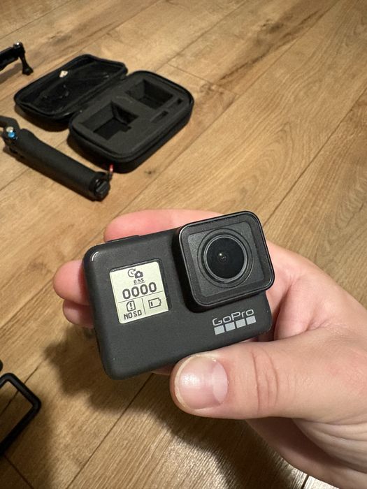 GoPro Hero 7 + accesorii