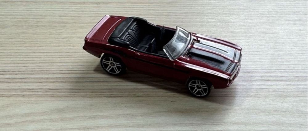 Machete auto 1/72 Johnny Lighting