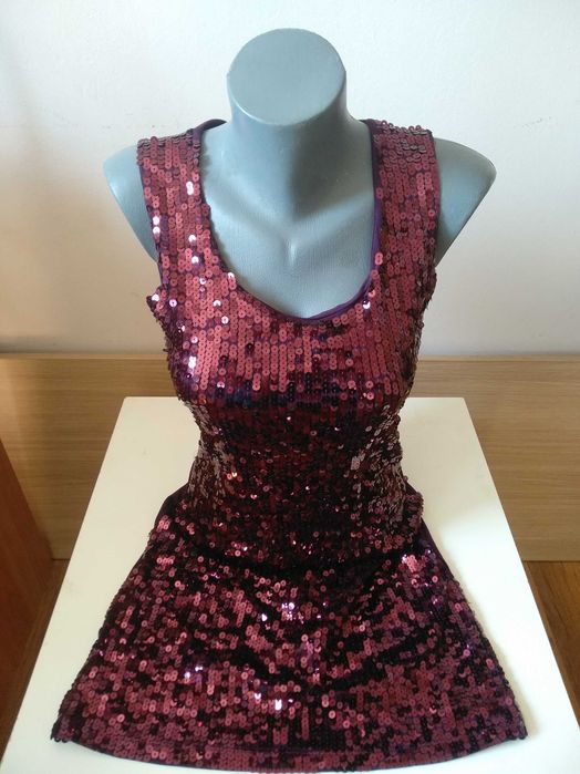 Блестяща рокля с пайети