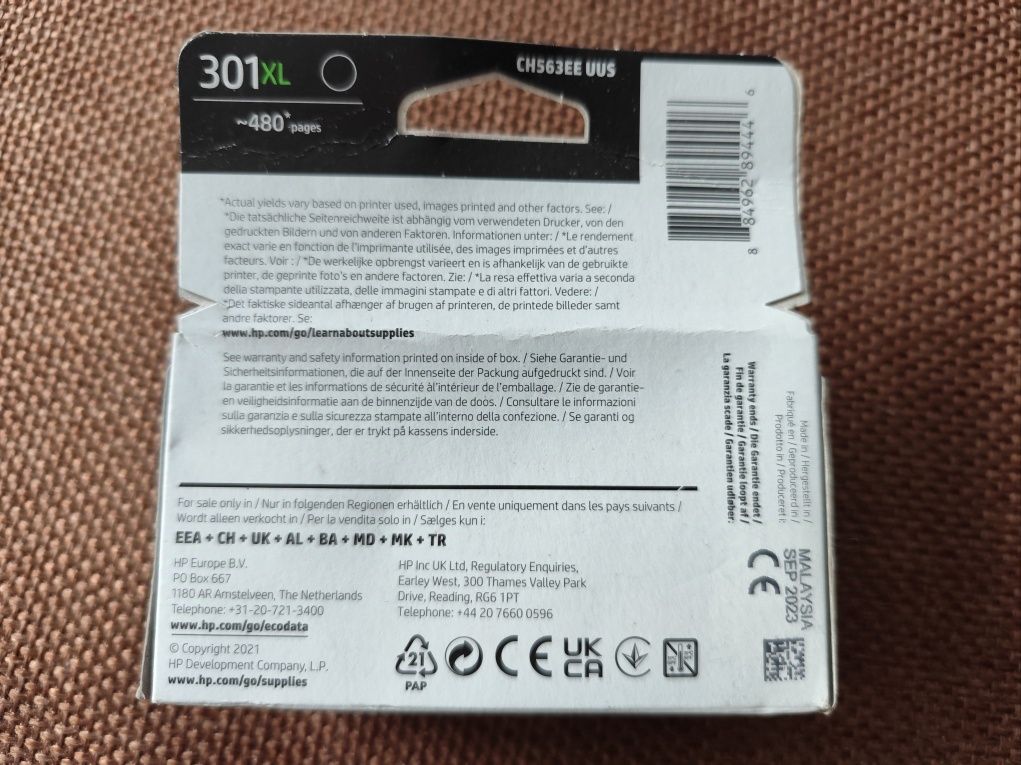 Оригинално черно мастило за принтер HP 301XL - ново.