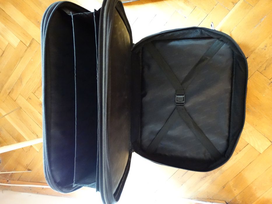Бизнес чанта + раница с отделения за лаптоп, документи и багаж