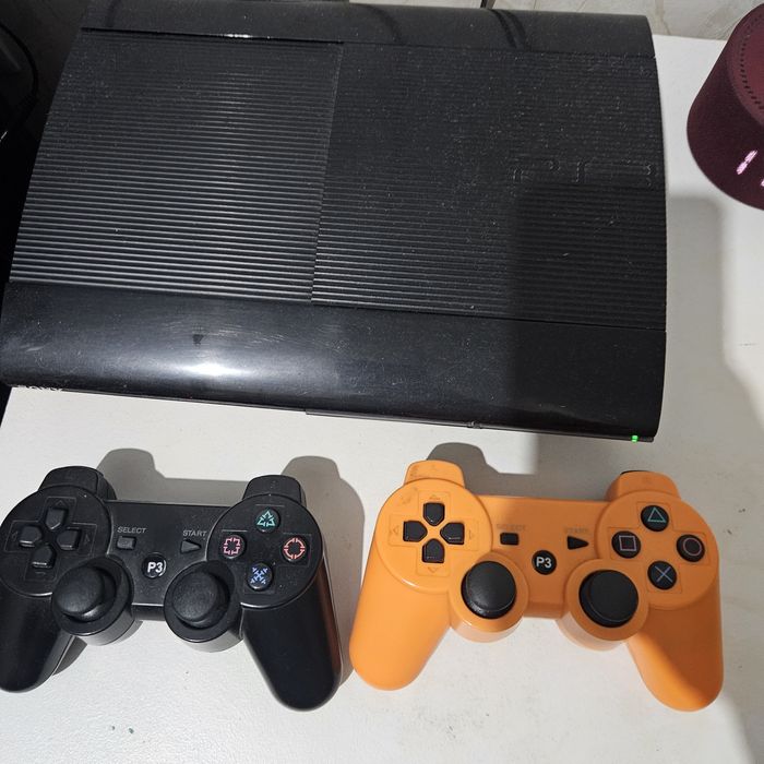 Продам PS 3 прошитая