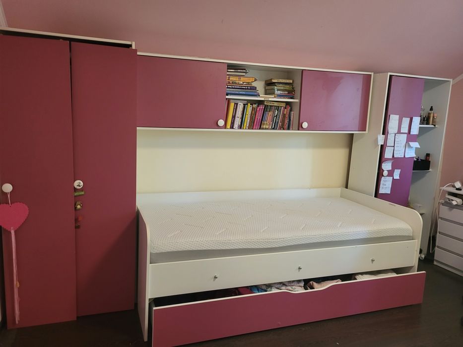 Set mobilier pal roz + pat (saltea inclusa))