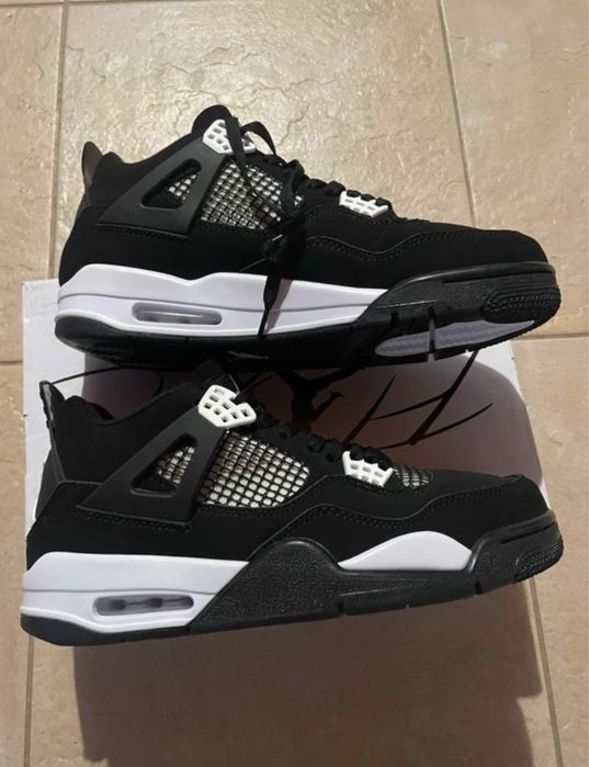 Jordan 4 White Thunder