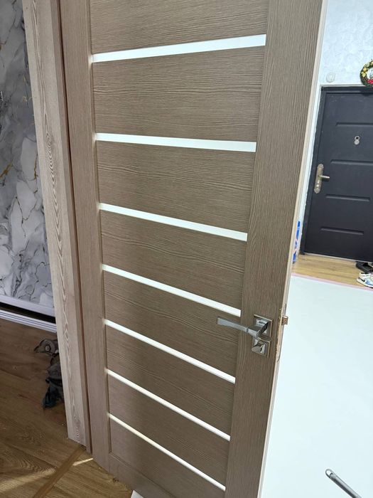 Срочно Продаётся межкомнатные двери  4 штуки