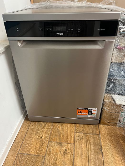 Masina de spalat vase Whirpool 6 sense- NOUA!