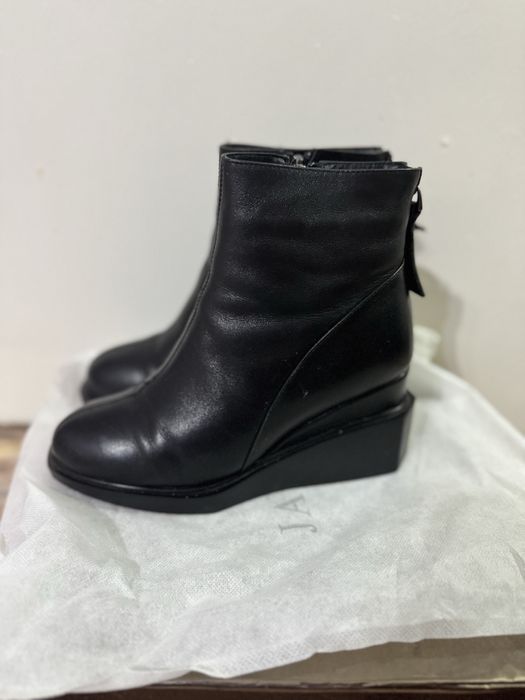 Сапоги зимние. Фирма Javensi Натуральная кожа. Натуральная шерсть.