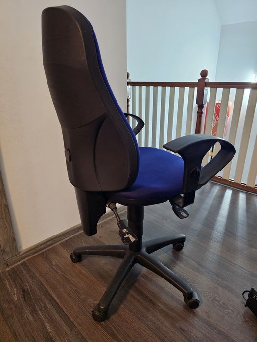 Scaun de birou albastru