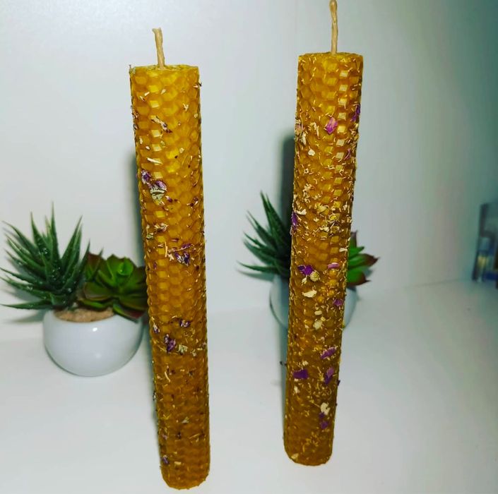 Свечи ручной работы из натурального воска