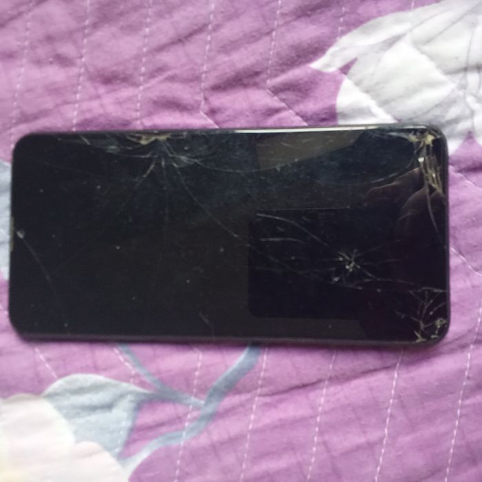 Два работающих телефона samsung a10 и huawei обмен на PSP работающую