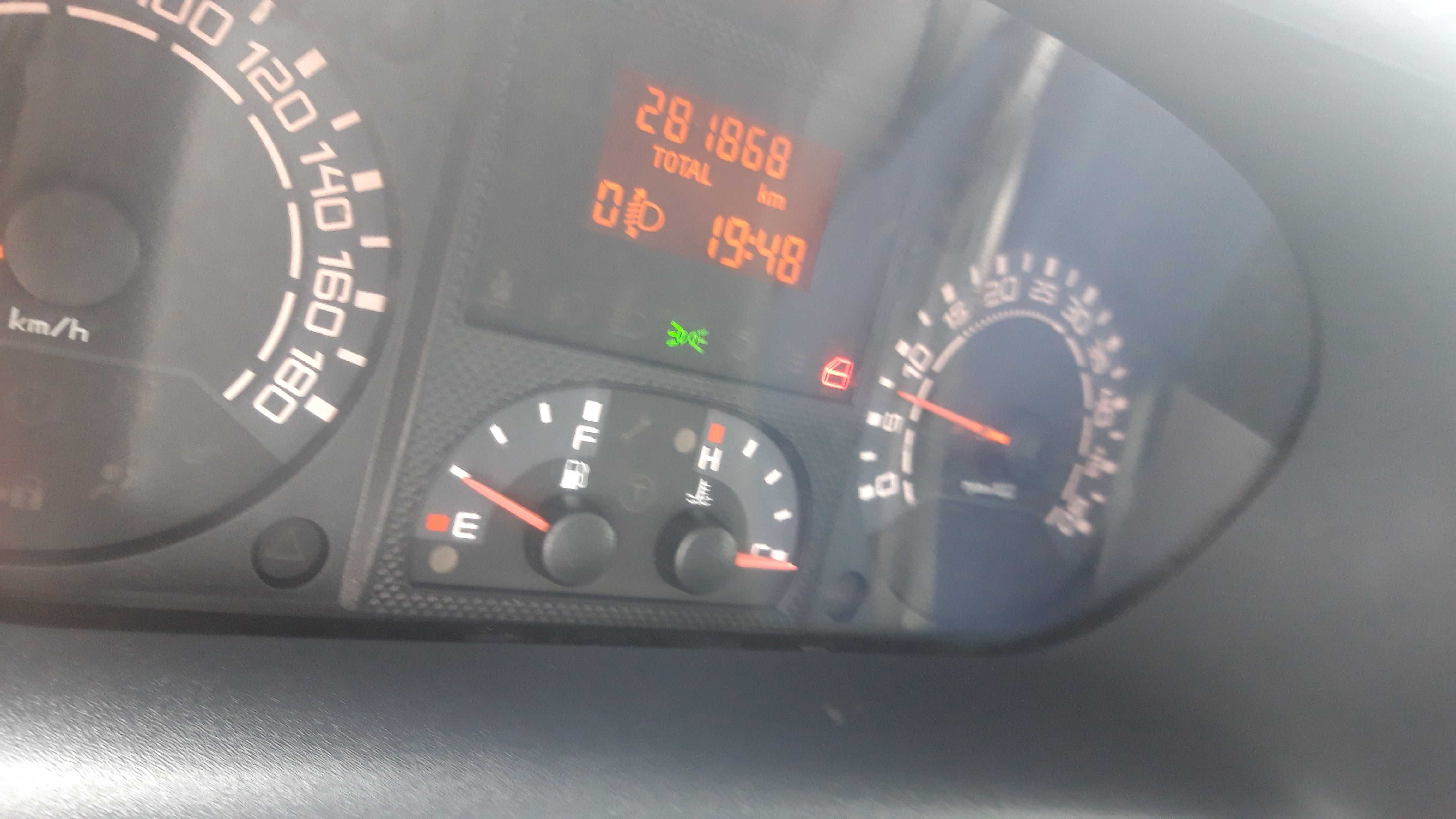 Iveco Daily basculabil pe 3 parti 12000 EURO