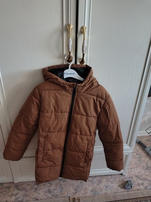 Продам детскую куртку для мальчика