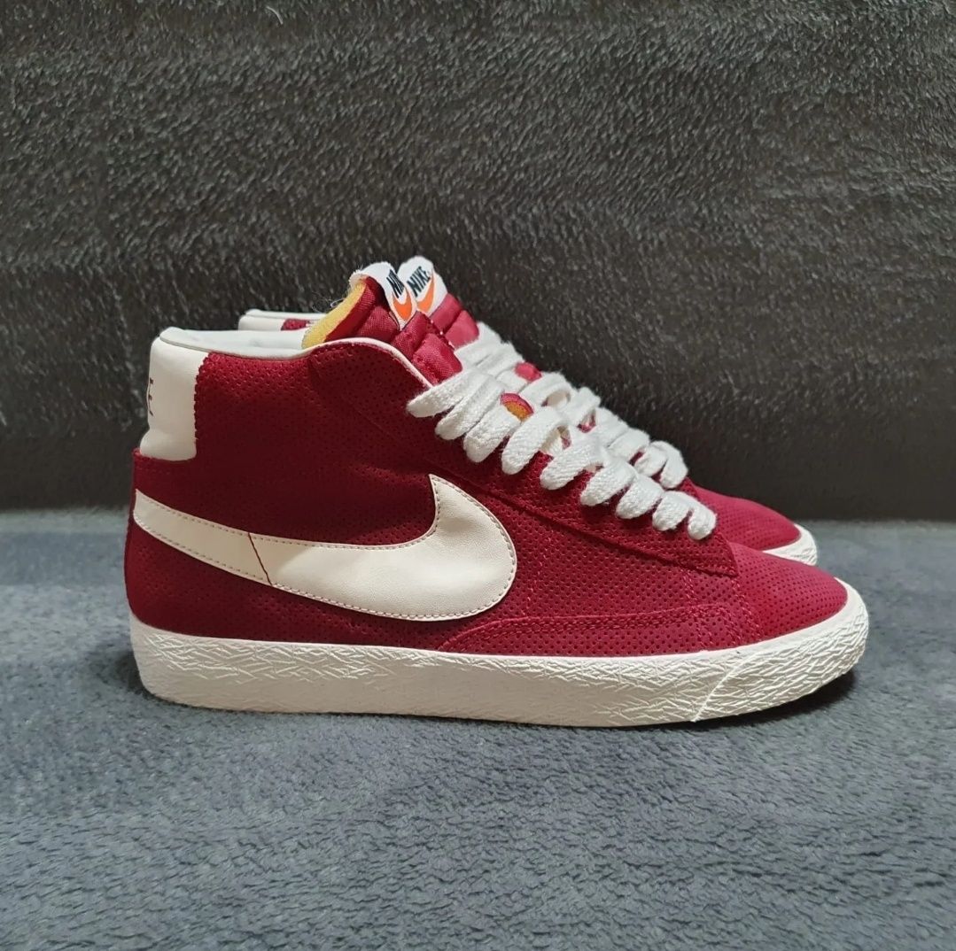 Nike Blazer Mid Premium Suede Burgundy Red White