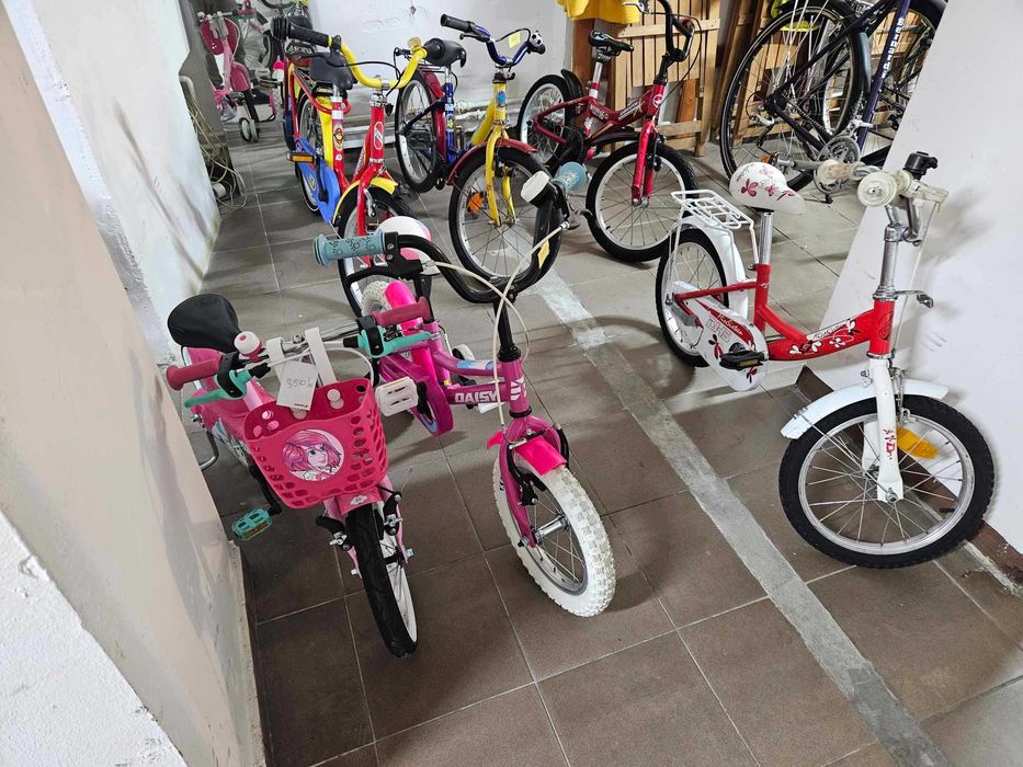 Biciclete de vanzare