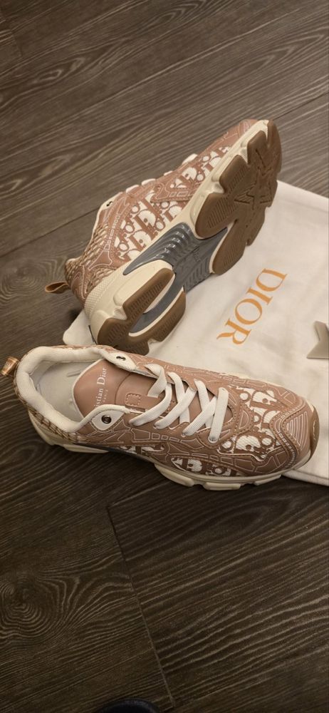 Дамски маратонки Dior