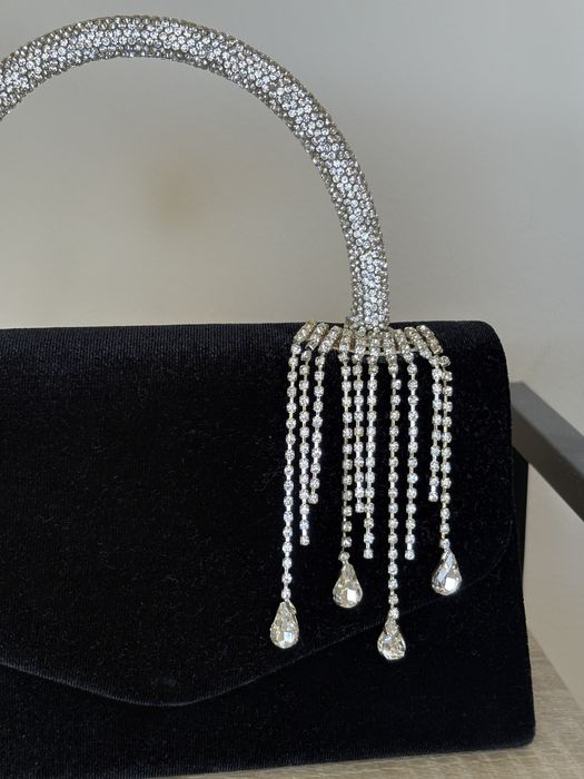 Черна чанта Shein