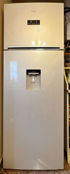 Frigider 2usi Beko NoFrost 70cm 470l